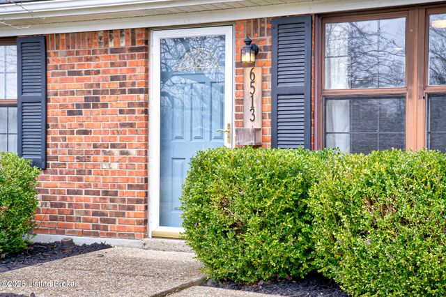 6513 Dunnlea Dr, Pewee Valley, KY 40056