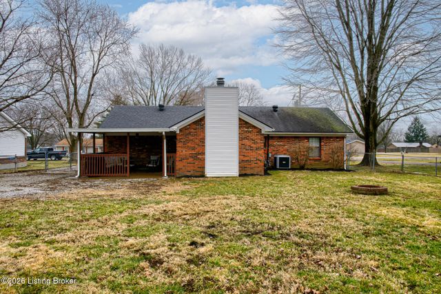 6513 Dunnlea Dr, Pewee Valley, KY 40056