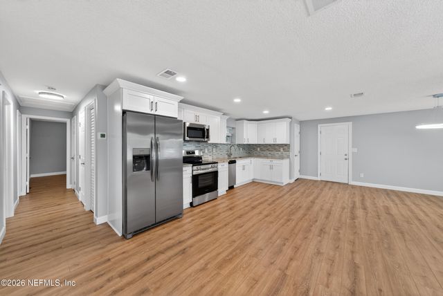 8243 LANETTE Street, Jacksonville, FL 32220