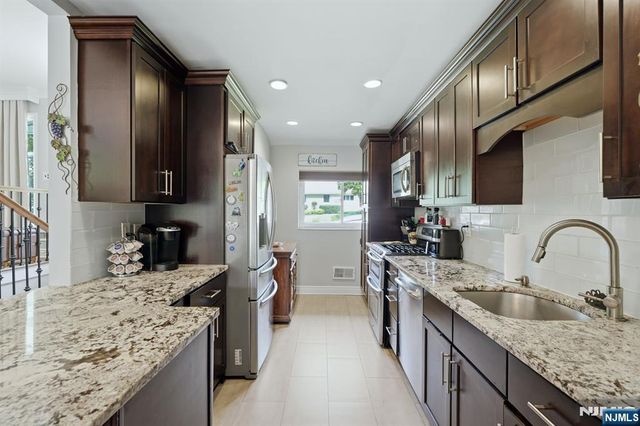 105 Winthrop Road, Hillsdale, NJ 07642