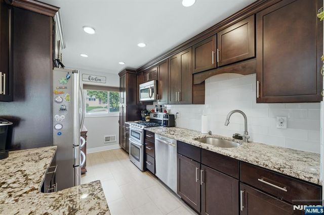105 Winthrop Road, Hillsdale, NJ 07642