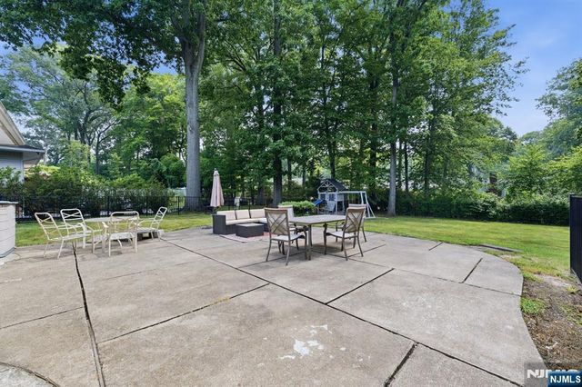 105 Winthrop Road, Hillsdale, NJ 07642