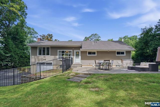 105 Winthrop Road, Hillsdale, NJ 07642