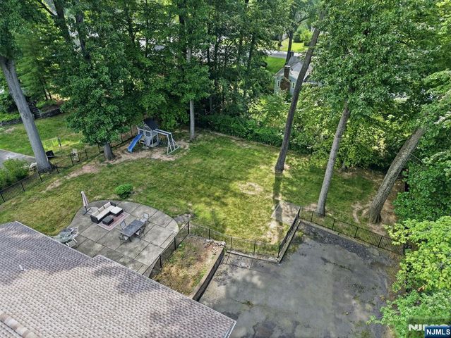 105 Winthrop Road, Hillsdale, NJ 07642