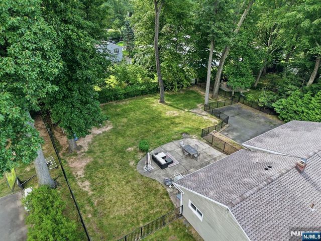 105 Winthrop Road, Hillsdale, NJ 07642