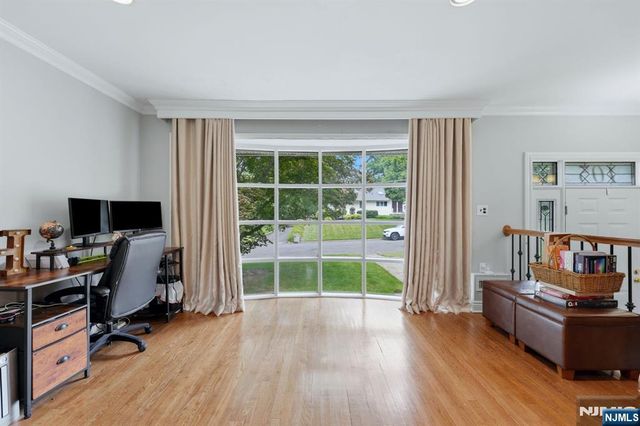 105 Winthrop Road, Hillsdale, NJ 07642
