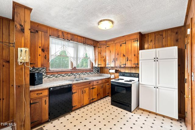 608 Vernon Street, Bristol, VA 24201