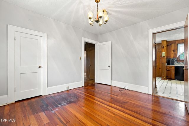 608 Vernon Street, Bristol, VA 24201
