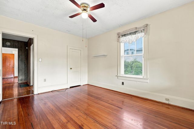 608 Vernon Street, Bristol, VA 24201