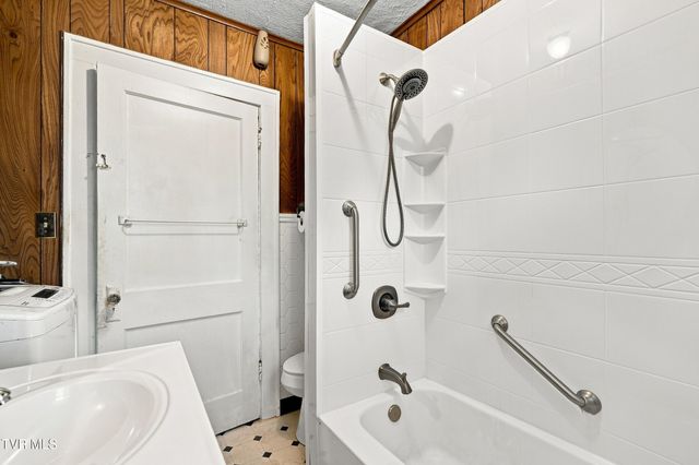 608 Vernon Street, Bristol, VA 24201