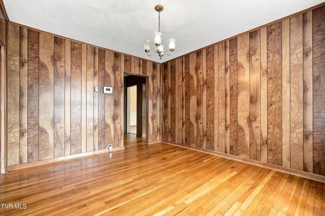 608 Vernon Street, Bristol, VA 24201