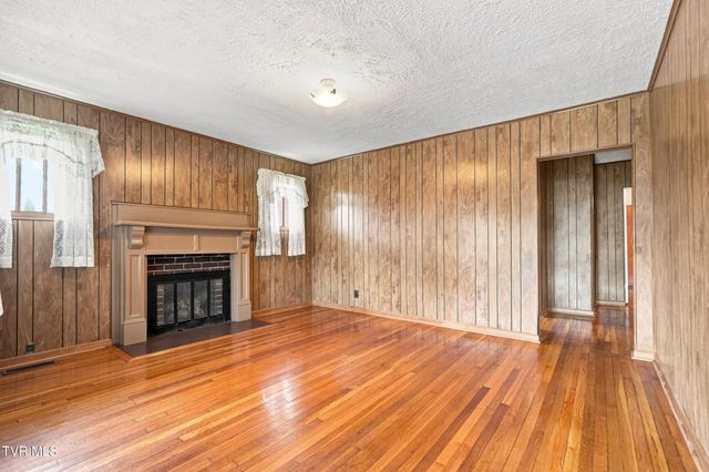 608 Vernon Street, Bristol, VA 24201