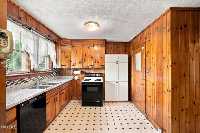 608 Vernon Street, Bristol, VA 24201