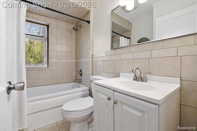 3855 Ziegler Street, Dearborn, MI 48124