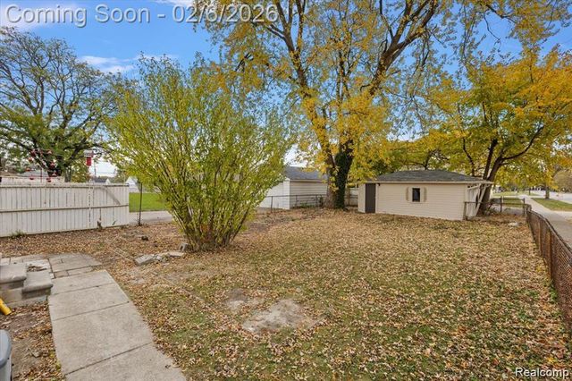 3855 Ziegler Street, Dearborn, MI 48124