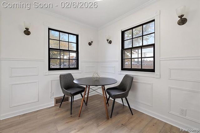 3855 Ziegler Street, Dearborn, MI 48124