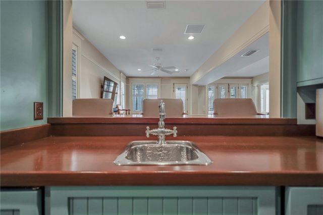 1909 Dixon Lane, St Simons Island, GA 31522