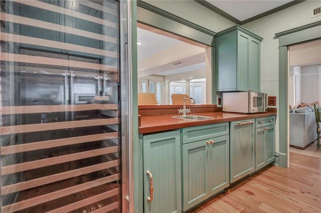 1909 Dixon Lane, St Simons Island, GA 31522