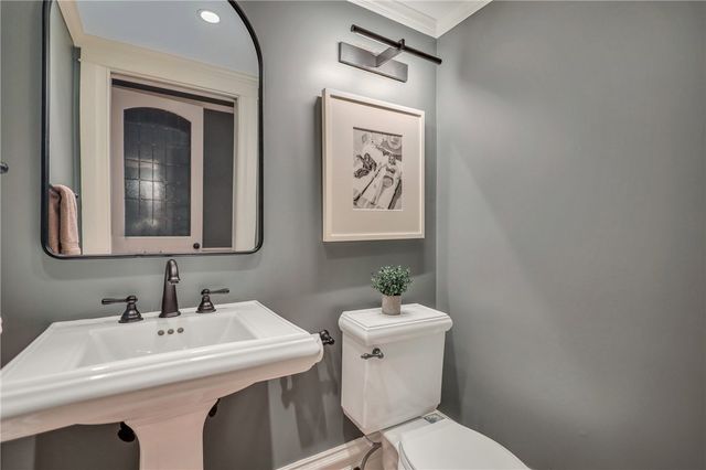 1909 Dixon Lane, St Simons Island, GA 31522