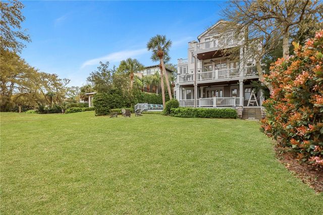 1909 Dixon Lane, St Simons Island, GA 31522