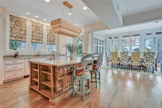 1909 Dixon Lane, St Simons Island, GA 31522