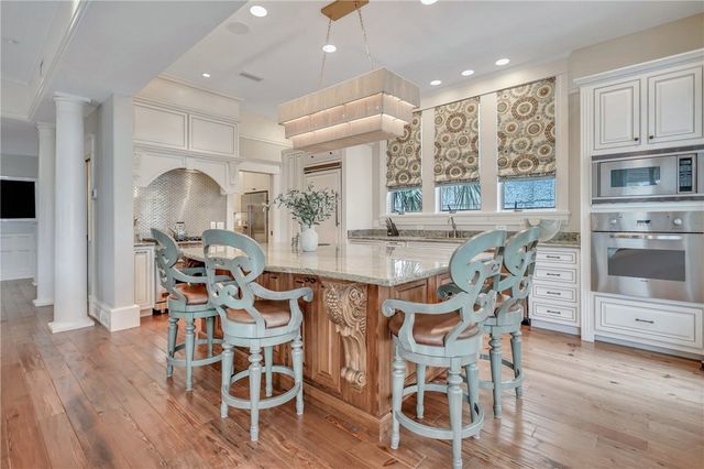 1909 Dixon Lane, St Simons Island, GA 31522