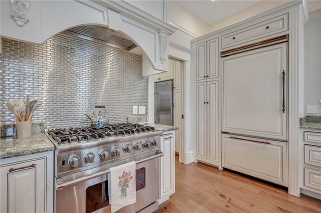 1909 Dixon Lane, St Simons Island, GA 31522