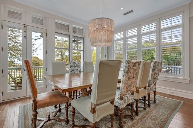 1909 Dixon Lane, St Simons Island, GA 31522