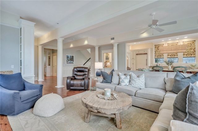 1909 Dixon Lane, St Simons Island, GA 31522