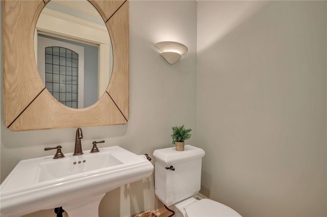 1909 Dixon Lane, St Simons Island, GA 31522