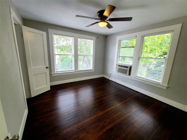 5734 Worth Street, Dallas, TX 75214