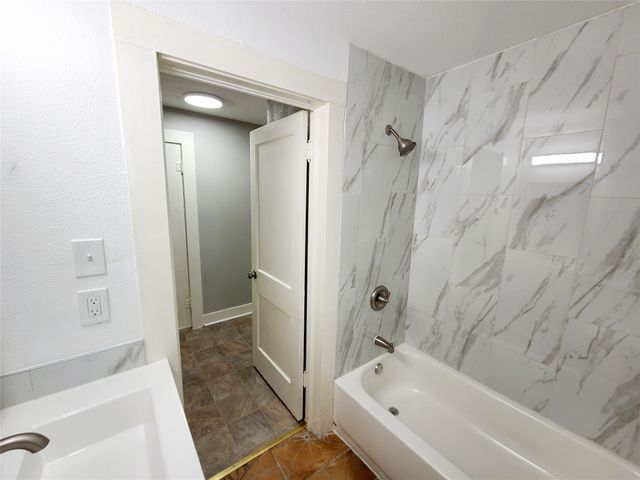 5734 Worth Street, Dallas, TX 75214