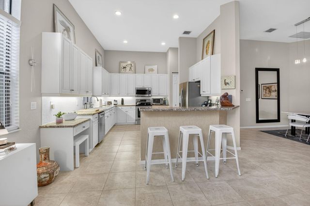 9804 Isles Cay Drive, Delray Beach, FL 33446