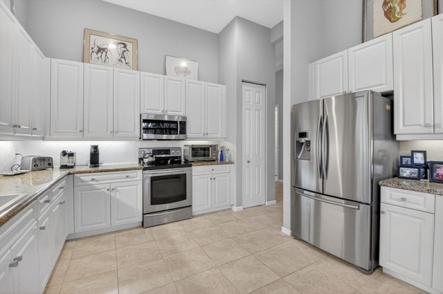 9804 Isles Cay Drive, Delray Beach, FL 33446