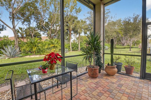 9804 Isles Cay Drive, Delray Beach, FL 33446