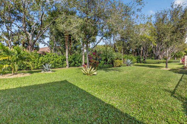 9804 Isles Cay Drive, Delray Beach, FL 33446