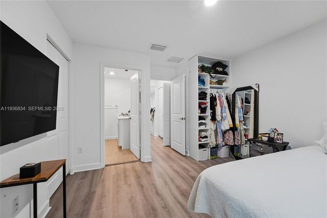 5059 Genove Pl, Riviera Beach, FL 33410