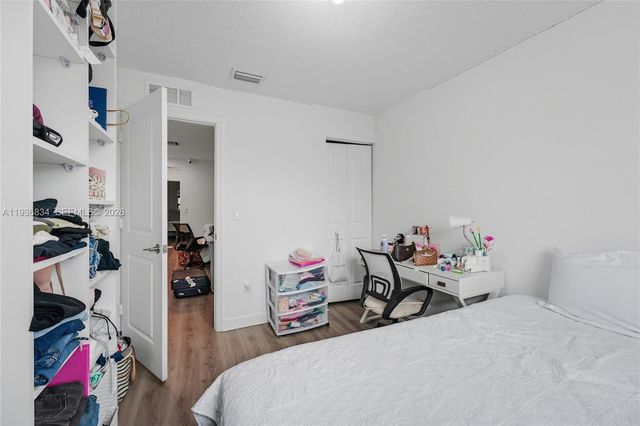 5059 Genove Pl, Riviera Beach, FL 33410