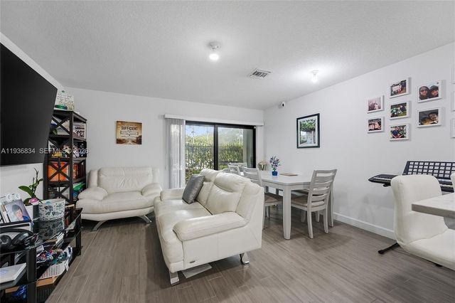 5059 Genove Pl, Riviera Beach, FL 33410