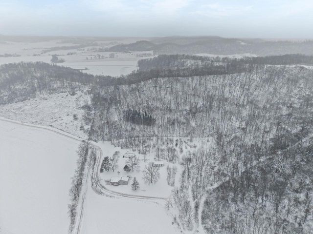 27995 Benben Lane, Richland Center, WI 53581