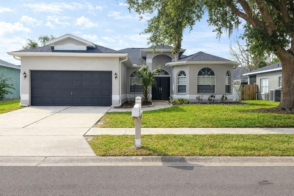 28202 BROKENMEAD PATH, Wesley Chapel, FL 33543