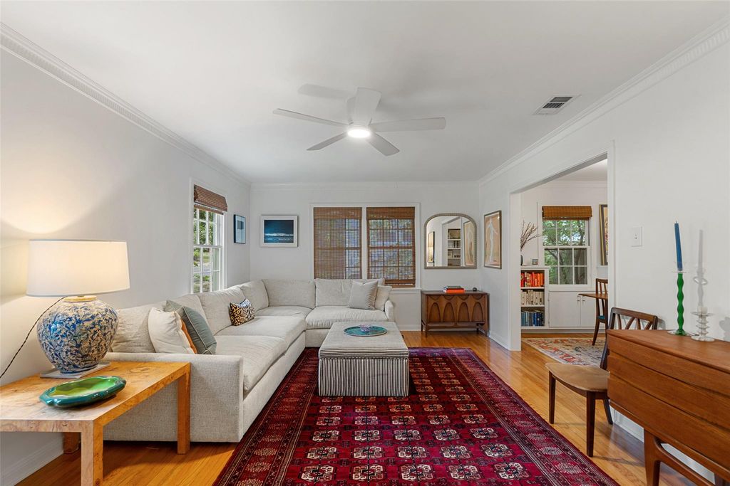 2810 Windsor RD, Austin, TX 78703