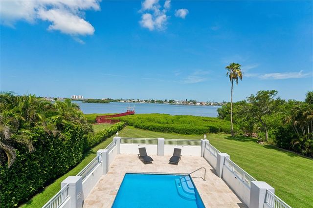12816 HARBORWOOD DRIVE, Largo, FL 33774