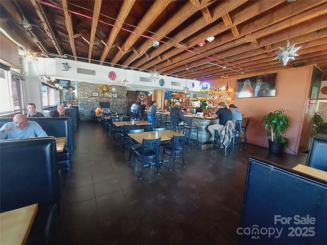 853 Merrimon Avenue, Asheville, NC 28804