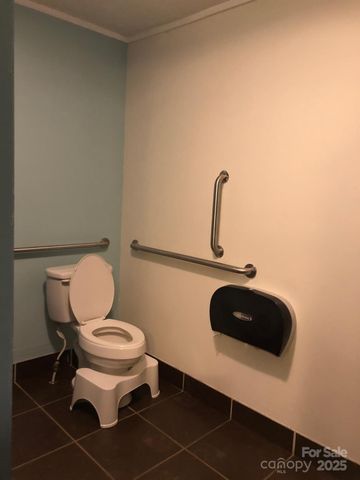 853 Merrimon Avenue, Asheville, NC 28804