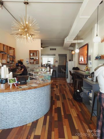 853 Merrimon Avenue, Asheville, NC 28804