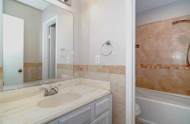 1403 Valley Landing Drive, Katy, TX 77450