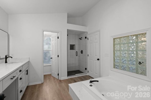 2124 Annecy Drive, Matthews, NC 28105