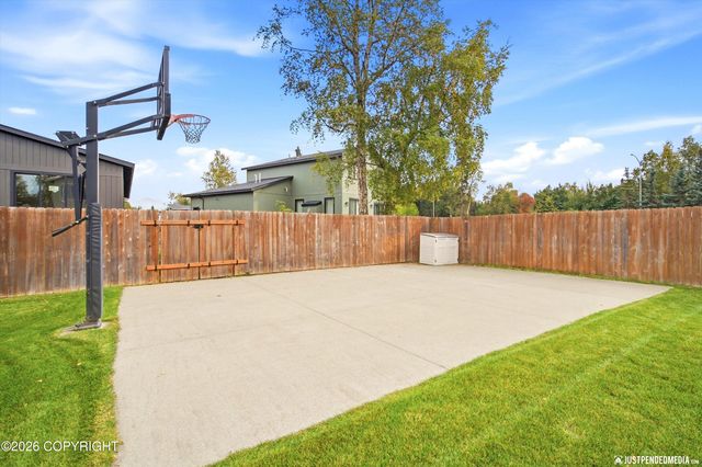 9925 Poseidon Drive, Anchorage, AK 99515