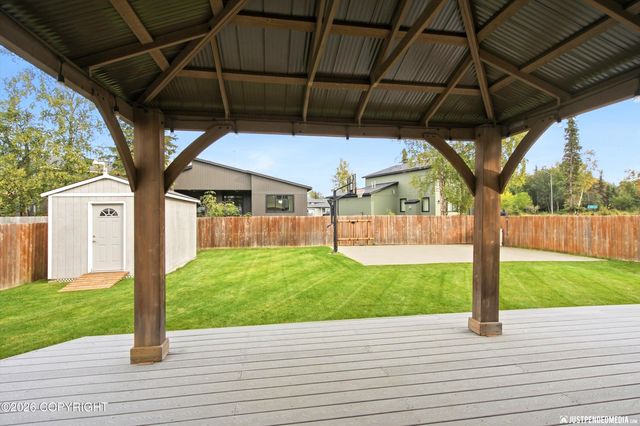 9925 Poseidon Drive, Anchorage, AK 99515